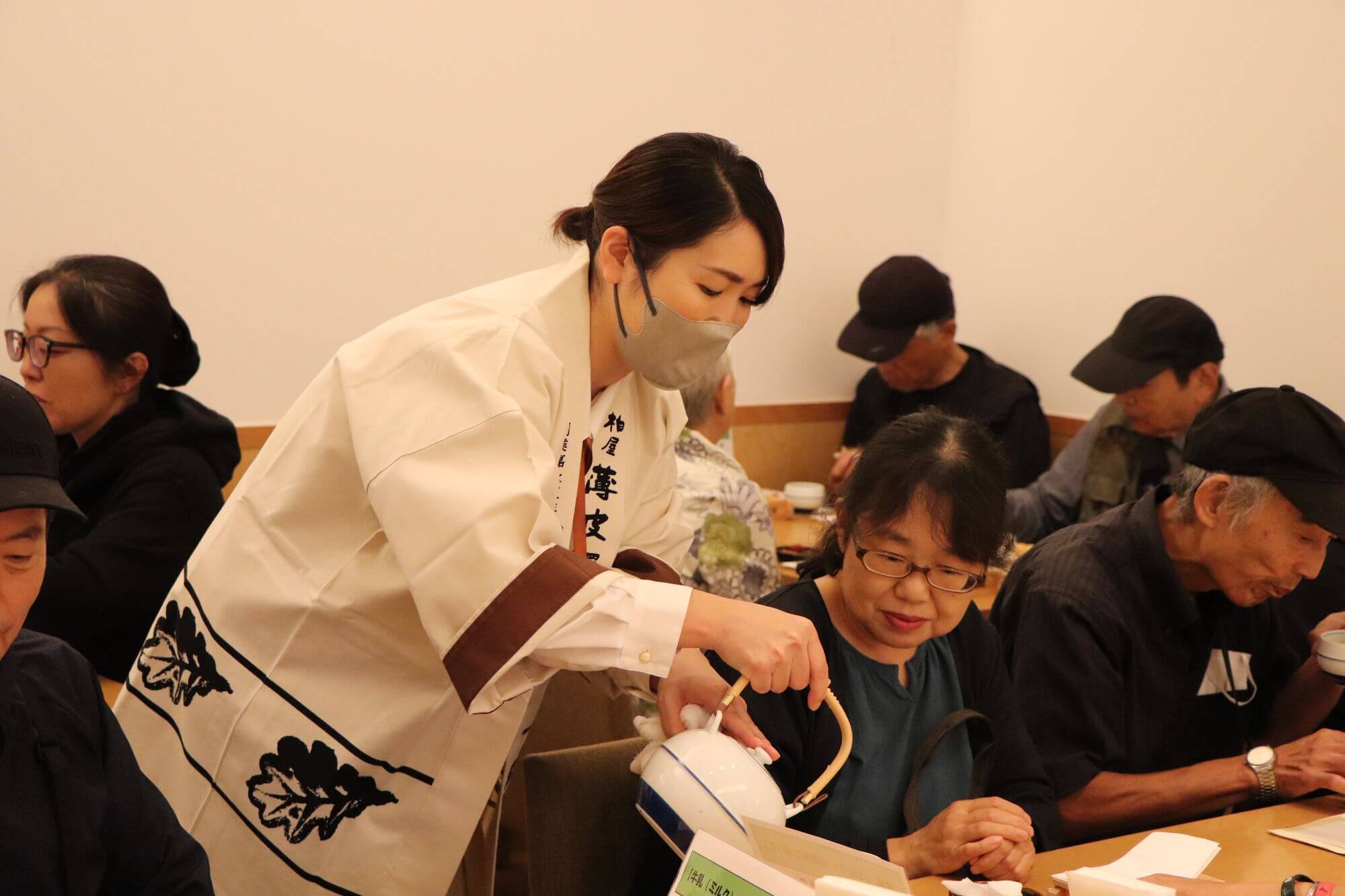 薄皮茶屋の朝茶会