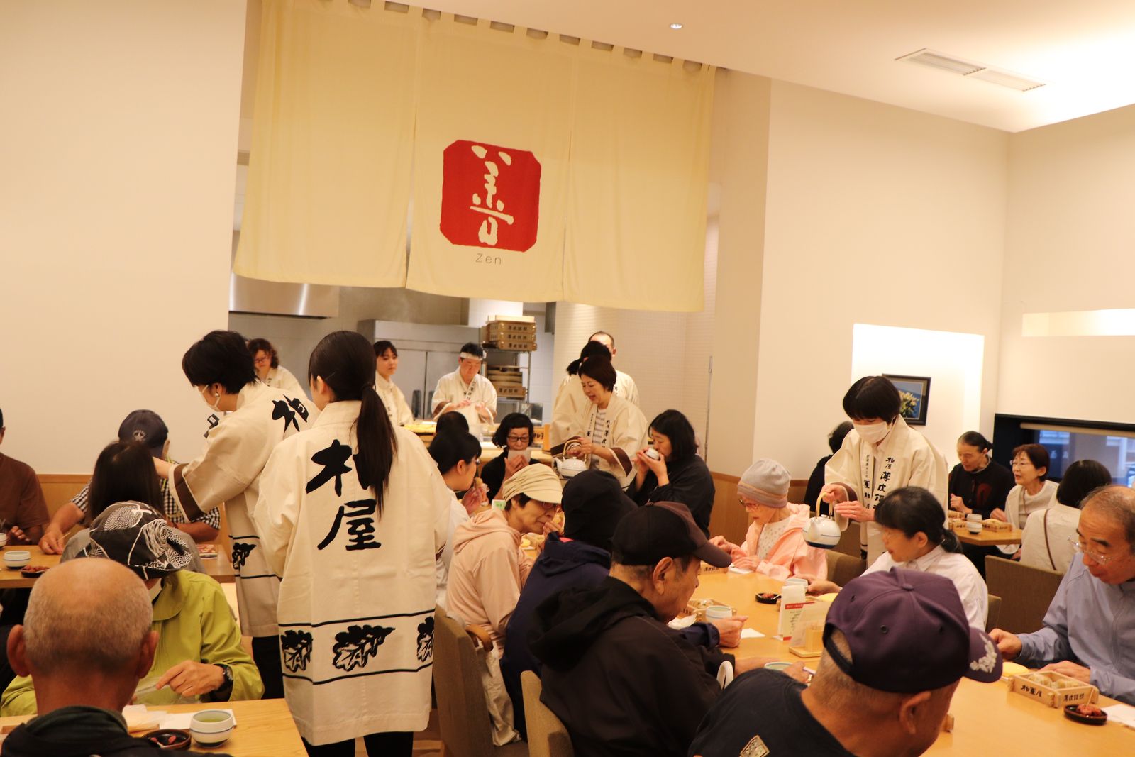 薄皮茶屋の朝茶会